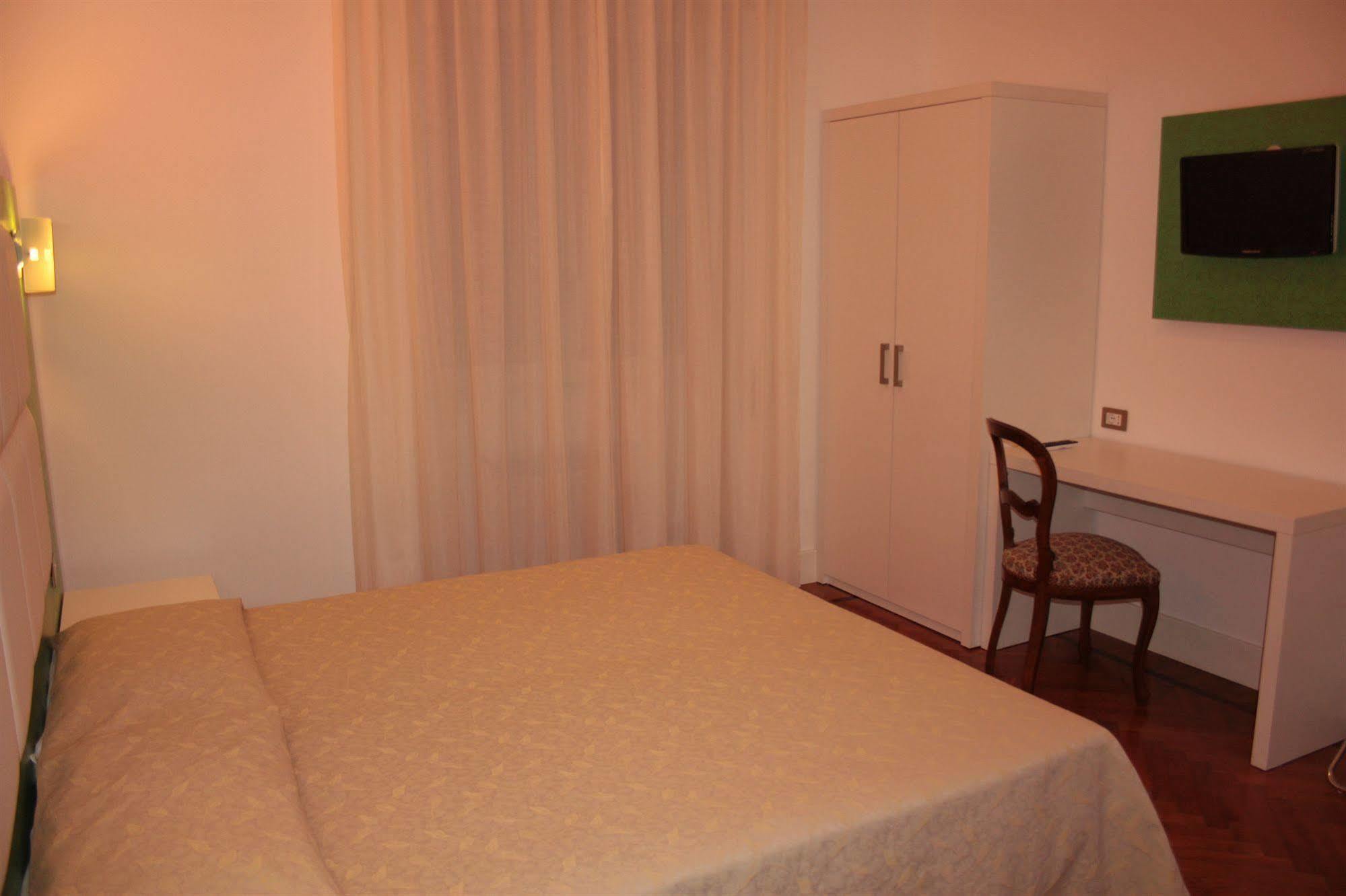 Hotel Da Cesare Stresa Exterior photo